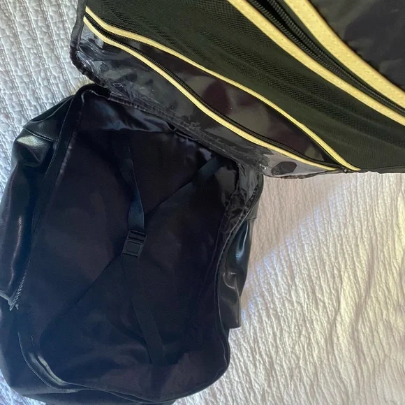 Beis Backpack - Picture 2 of 2